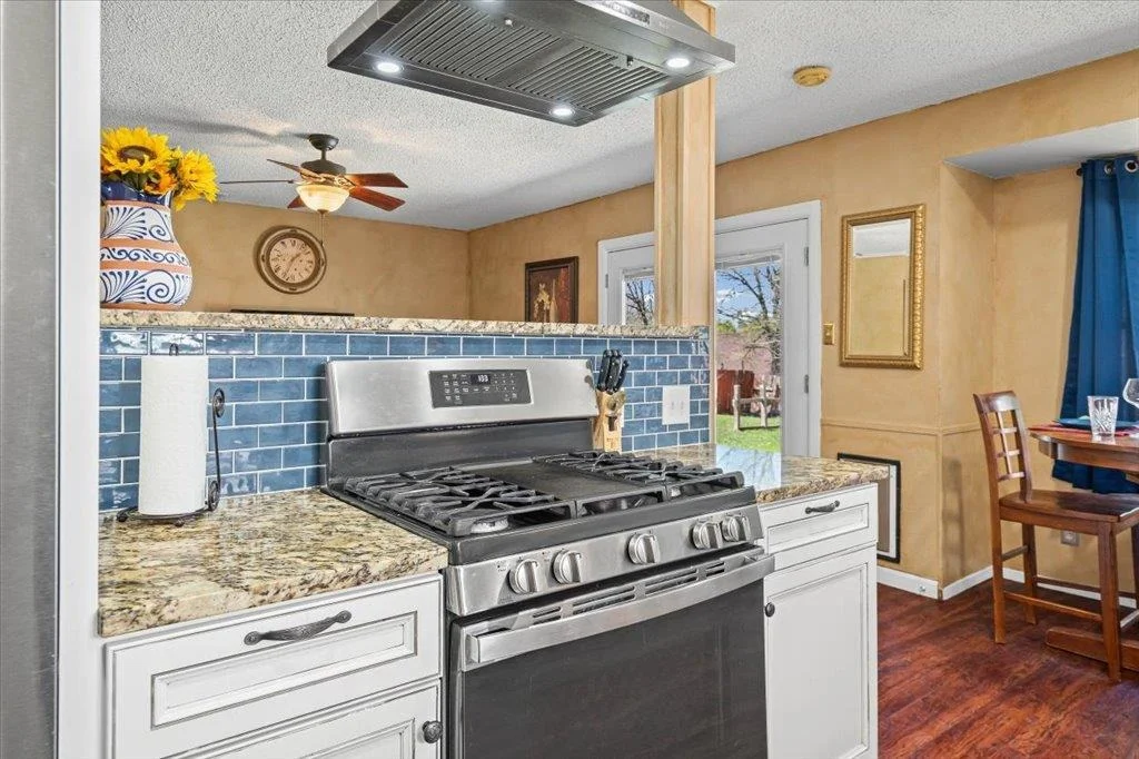 Photo of 9712 Halifax DR