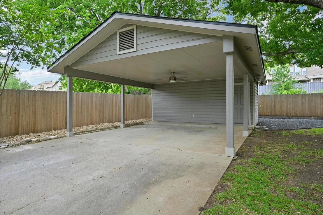 Photo of 7313 Grover Ave