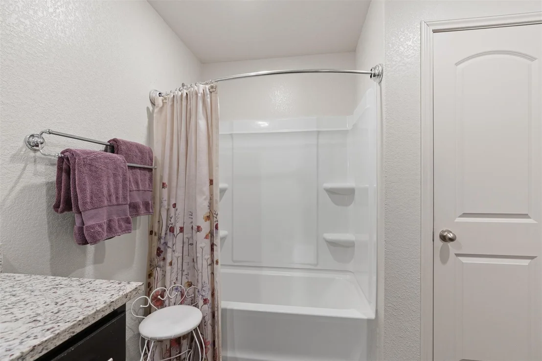 Photo of 212 Hyacinth WAY