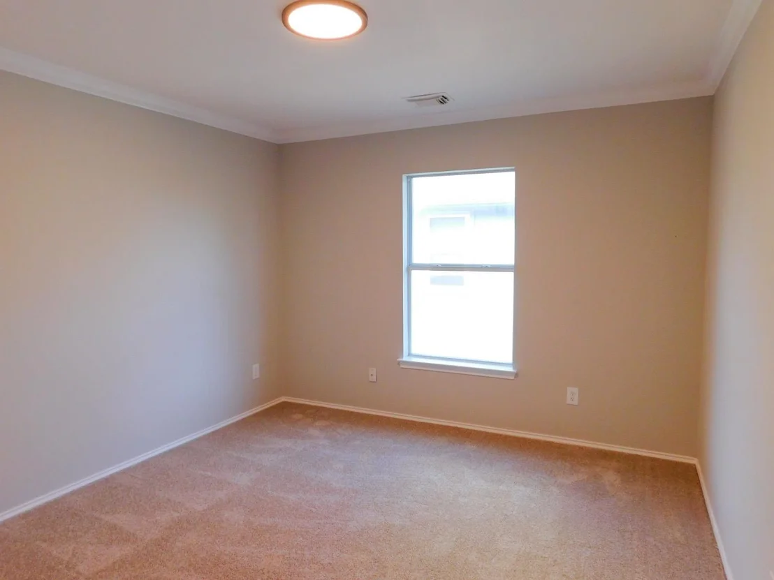 Photo of 1411 Encino DR
