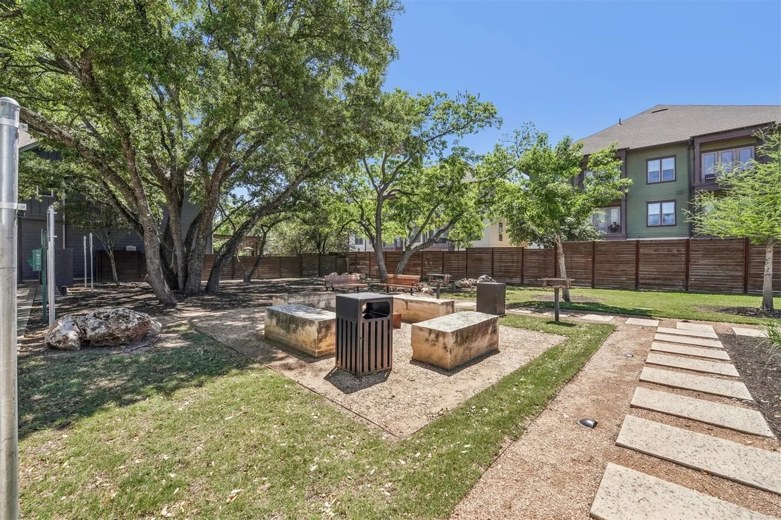 Photo of 13500 Leaton CV