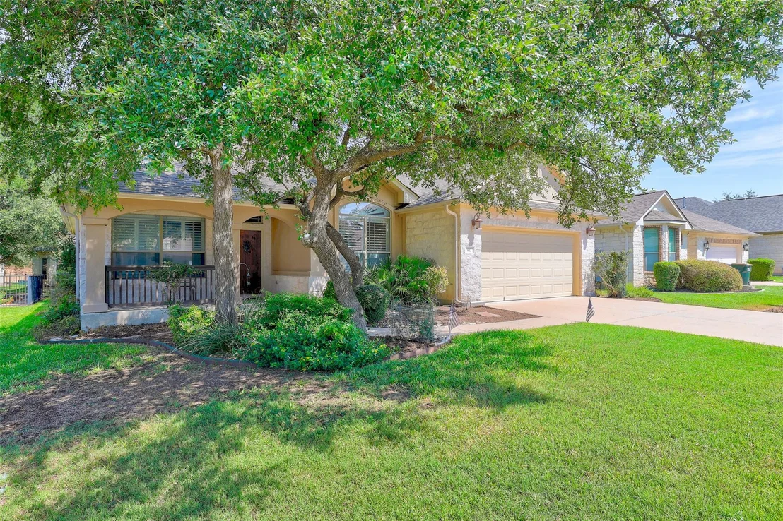 Photo of 917 Heritage Oaks BND