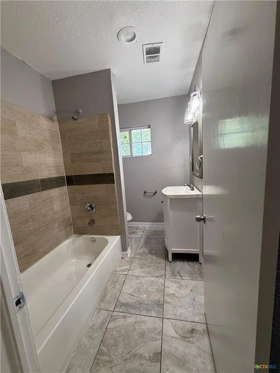 Photo of 302 Smith ST