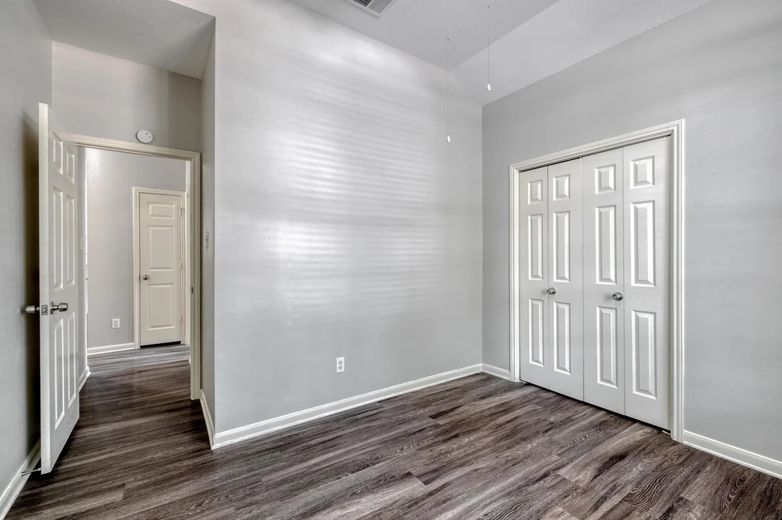 Photo of 2155 Redwing WAY