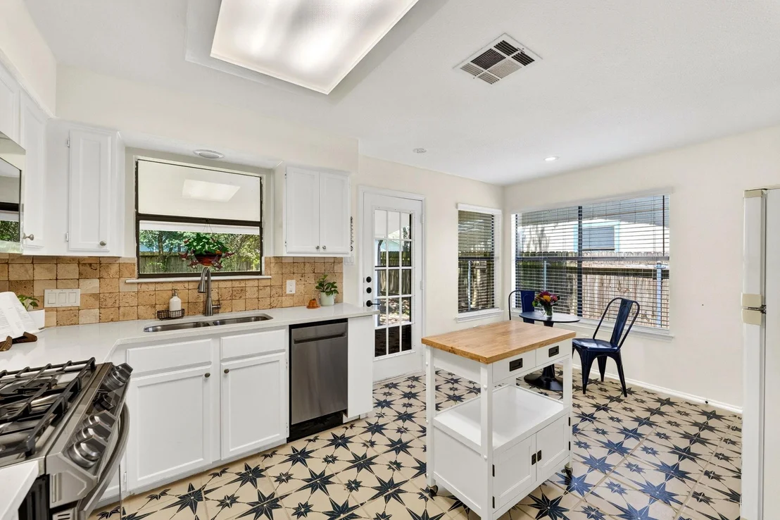 Photo of 1407 Black Cherry DR