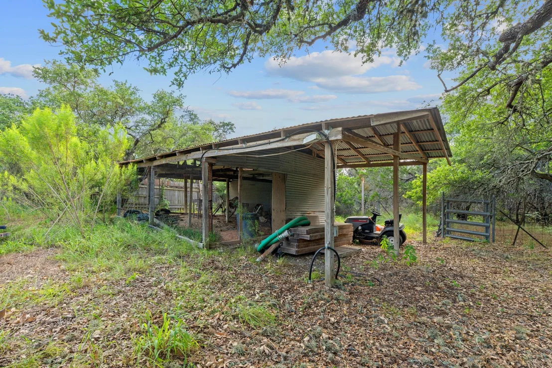 Photo of 8705 S View RD