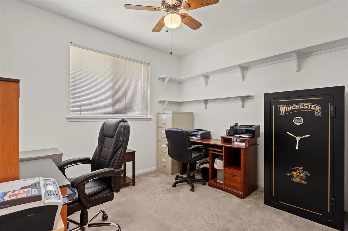 Photo of 418 Keenland DR