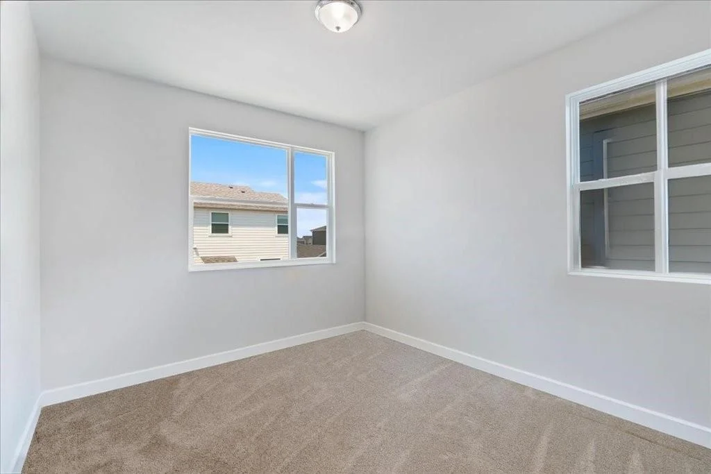 Photo of 15004 Forum Ave