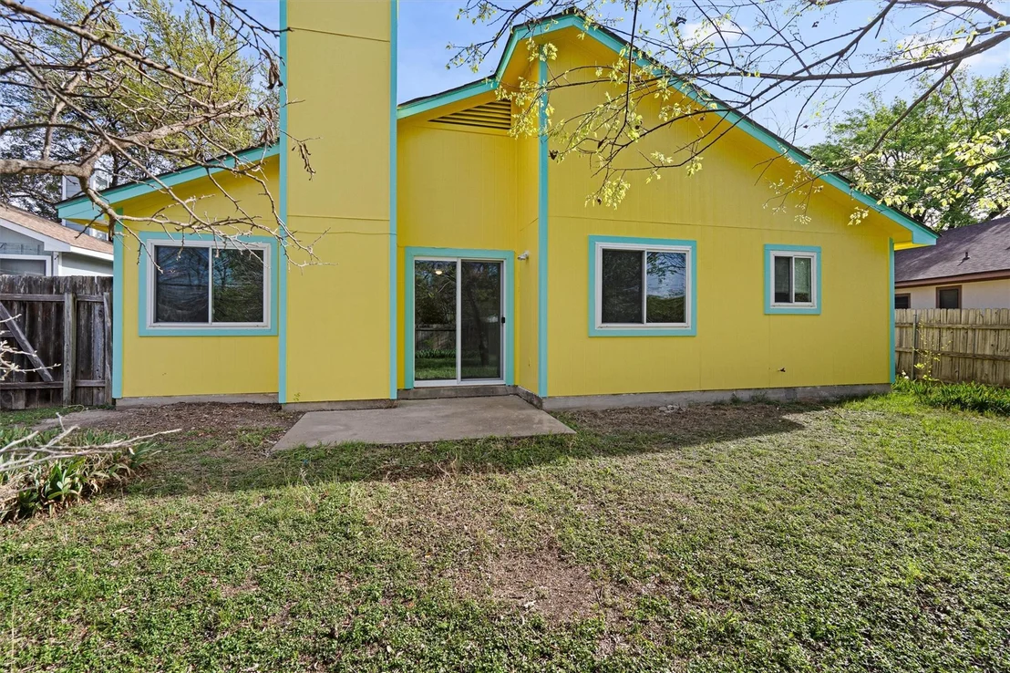 Photo of 1403 Alma DR