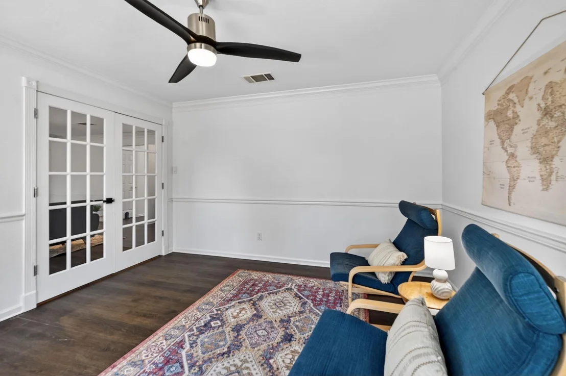 Photo of 1118 Oaklands DR