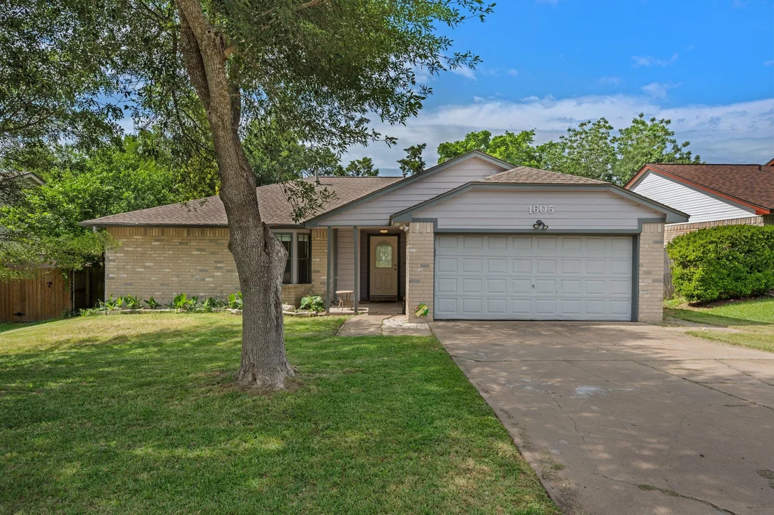 Photo of 1605 Quail Run RD