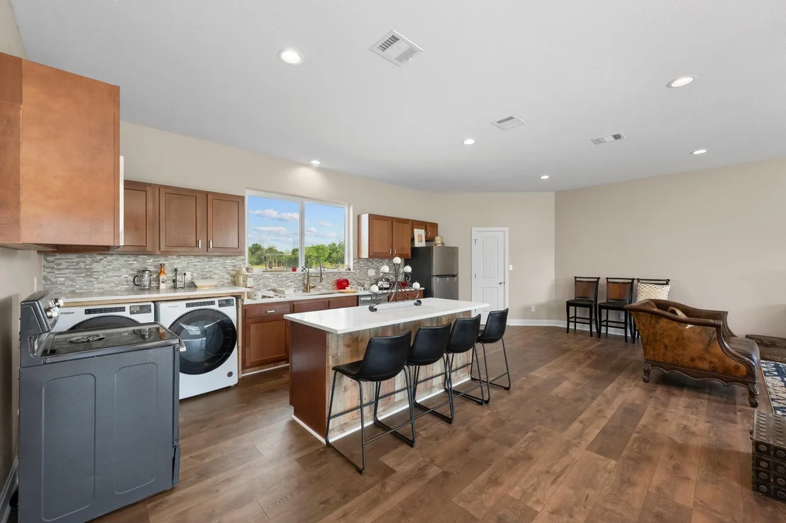 Photo of 408 Mesa Oaks RD