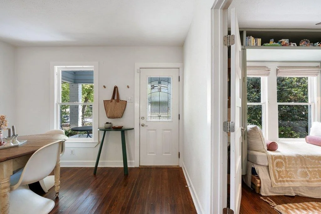 Photo of 403 W 55th ST
