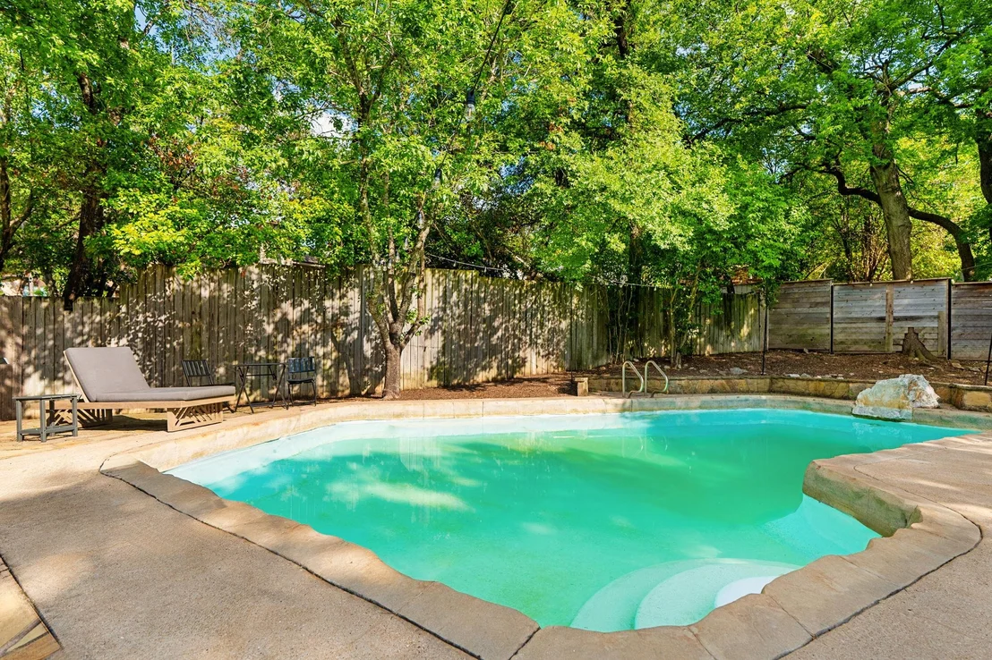 Photo of 2209 Forest Bend DR