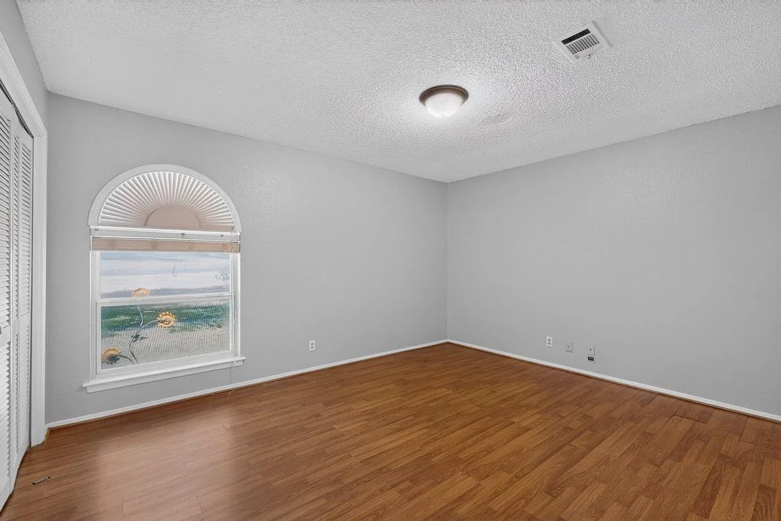 Photo of 1002 Adventure LN