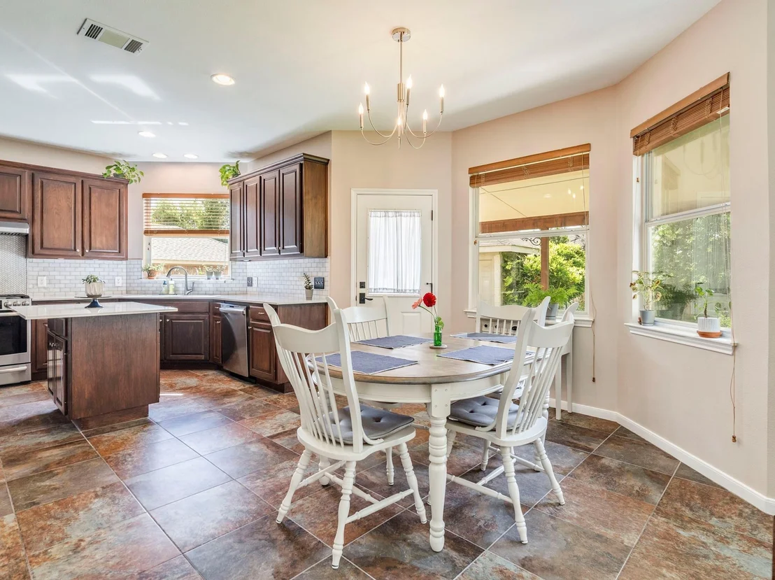 Photo of 1218 Heppner DR