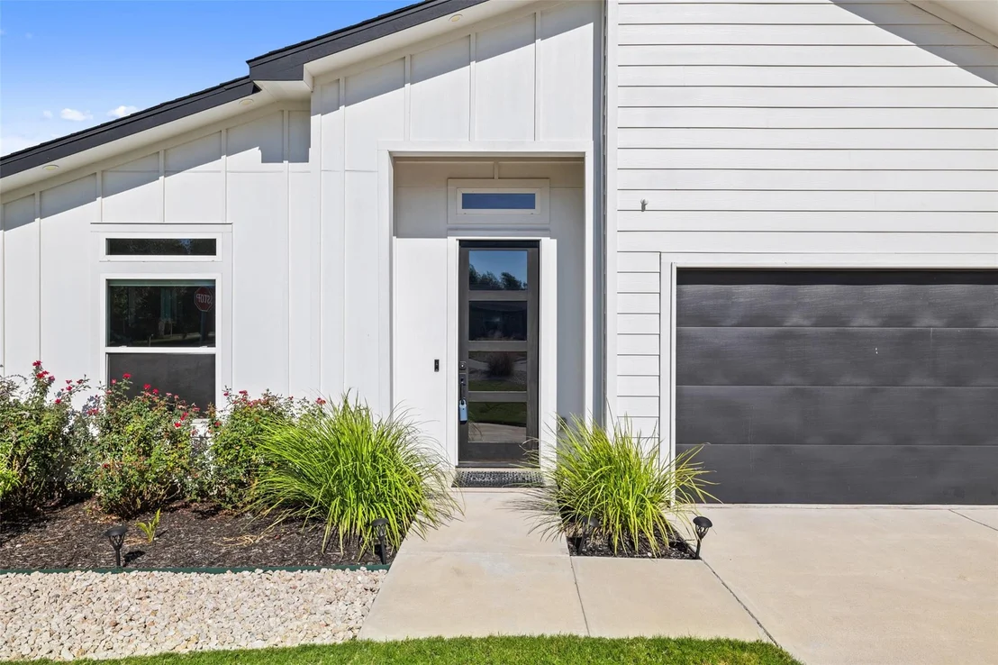 Photo of 704 Poe CIR
