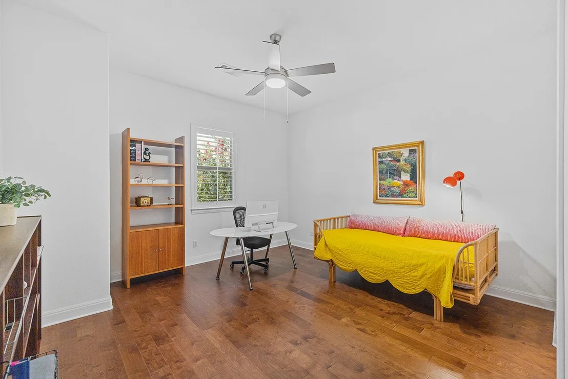Photo of 129 Hollytree CT
