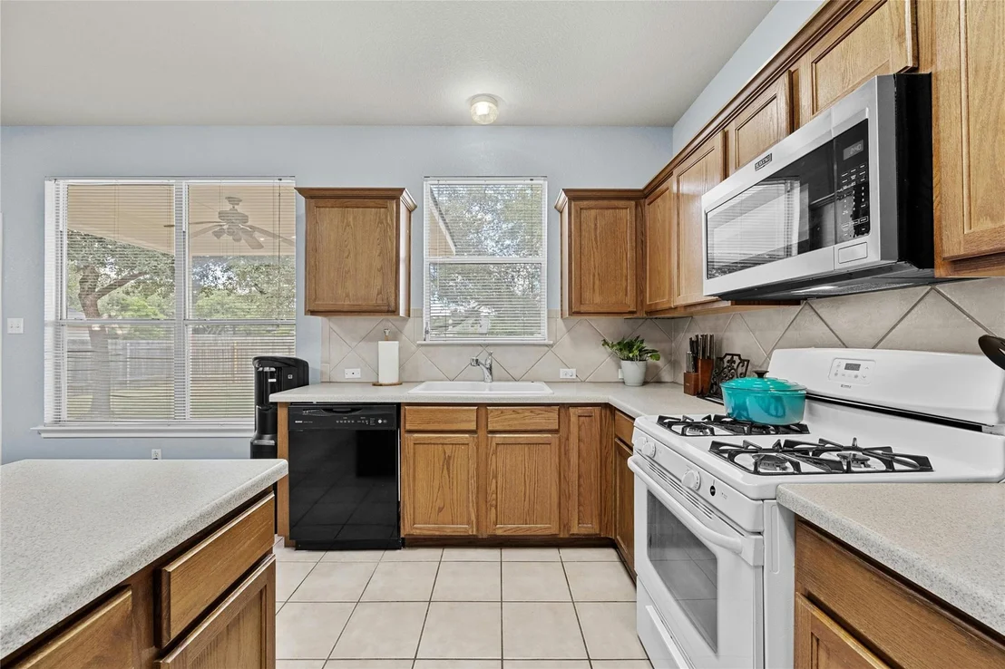 Photo of 1009 Saint Helena DR