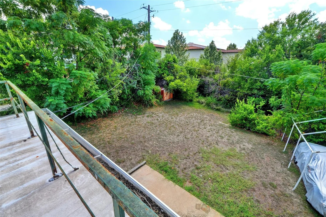 Photo of 809 Park BLVD