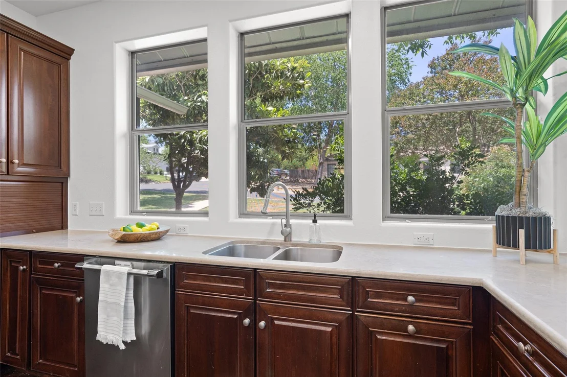 Photo of 1411 Burford PL