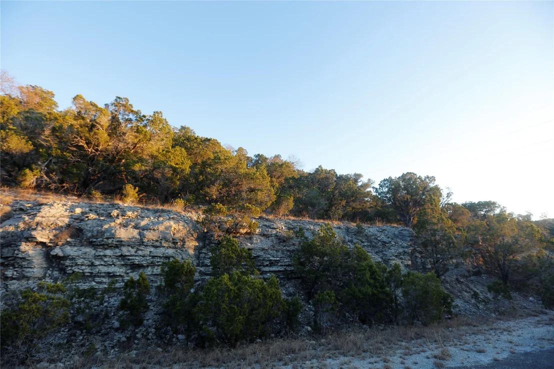 Photo of 7020 Live Oak DR