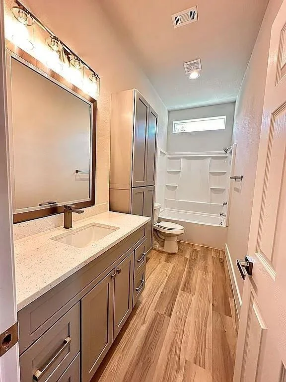 Photo of 195 Covert DR