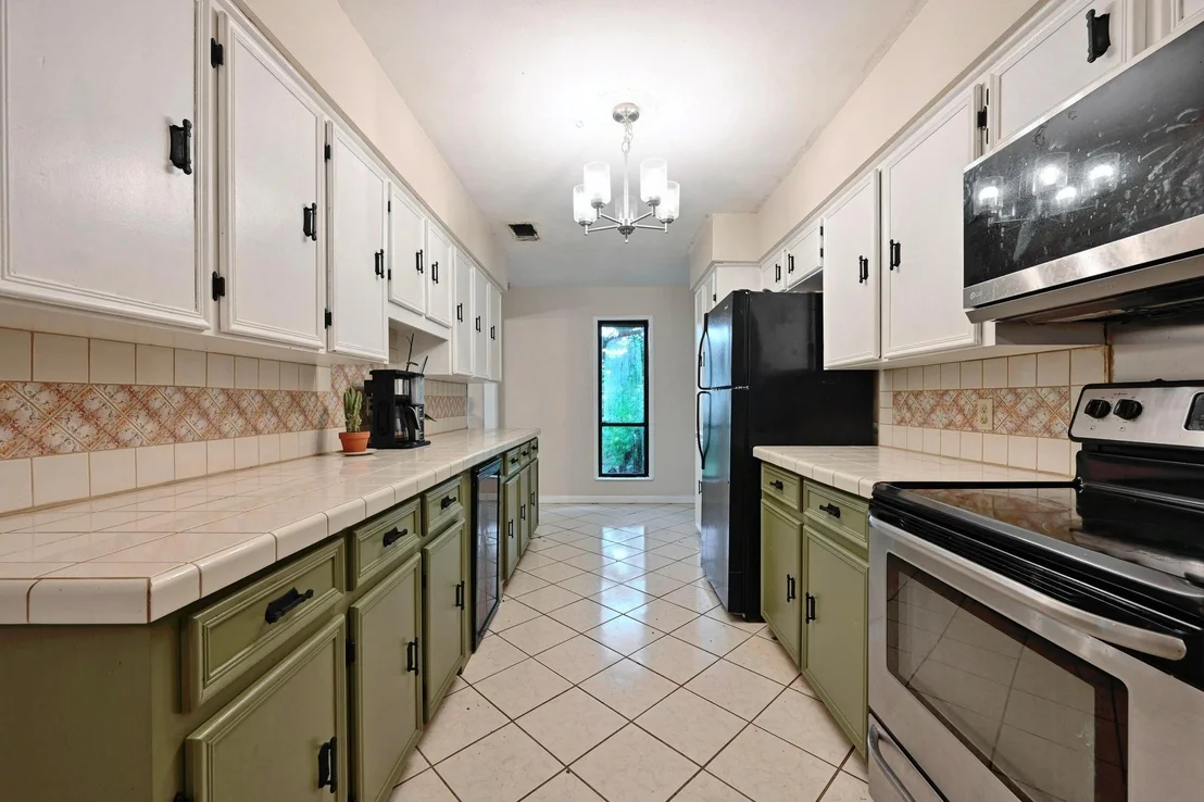 Photo of 12902 Ben Milam DR
