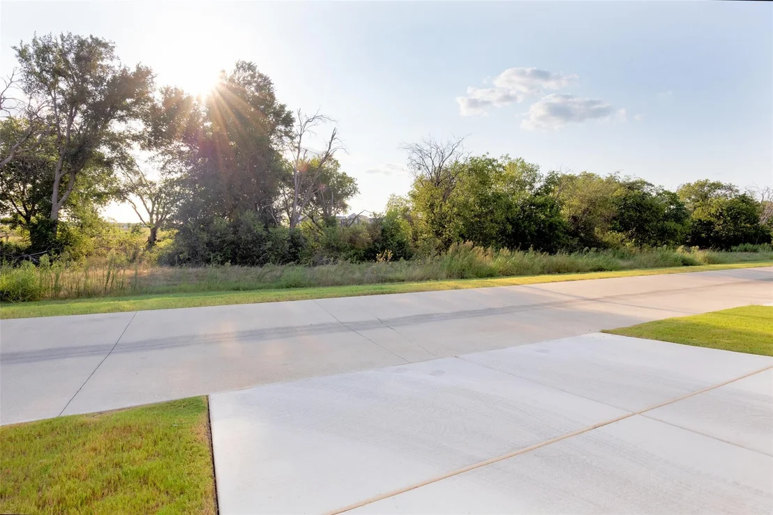 Photo of 2412 Jack Nora WAY