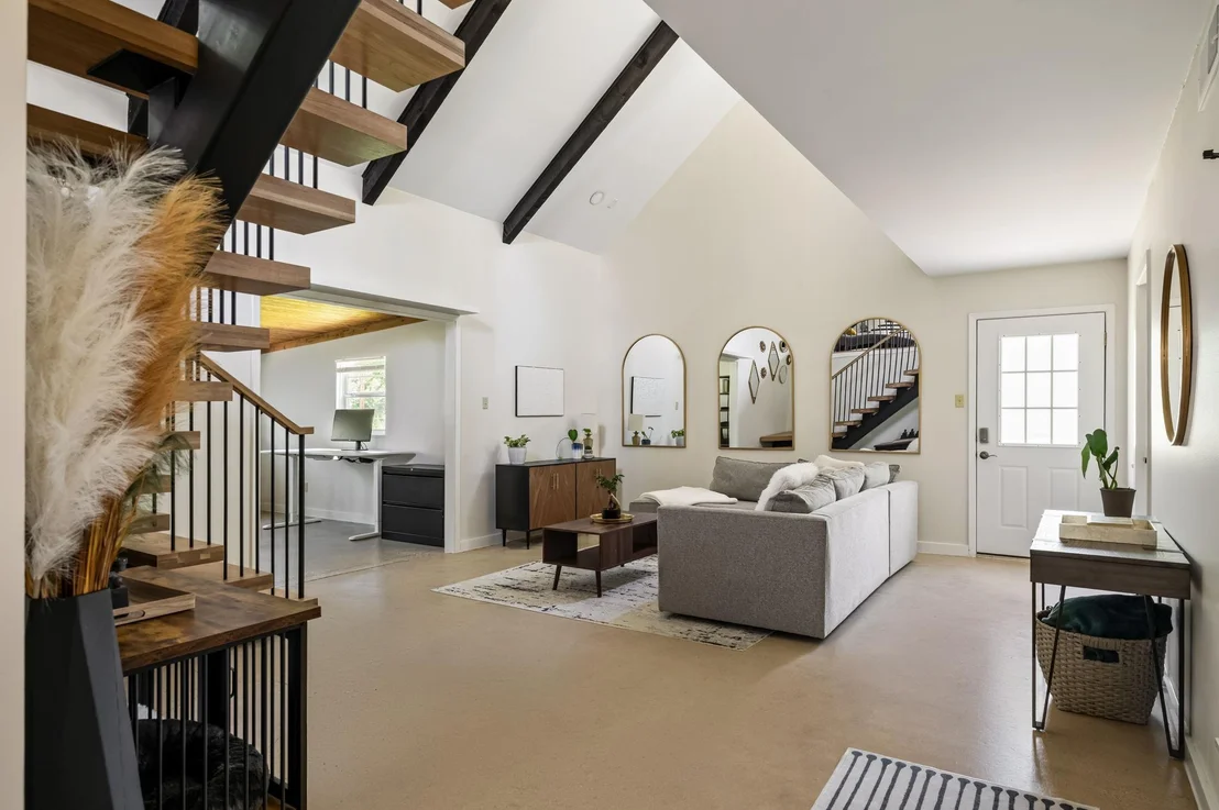Photo of 610 Redbud TRL