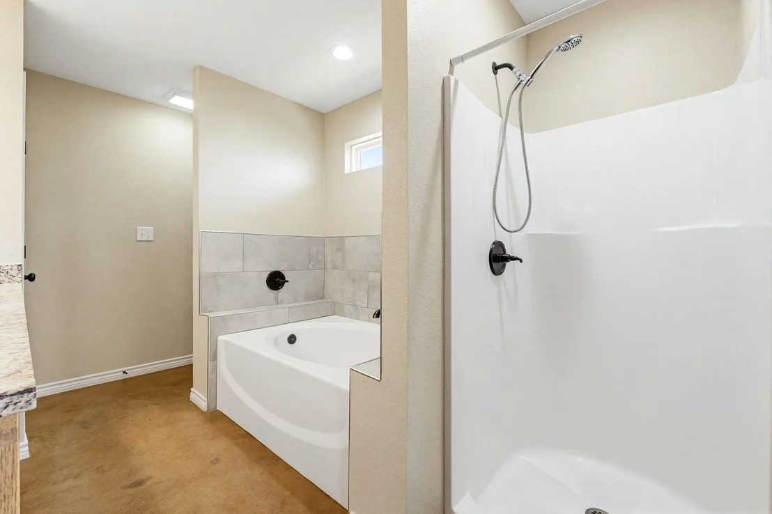 Photo of 1124 Limestone DR
