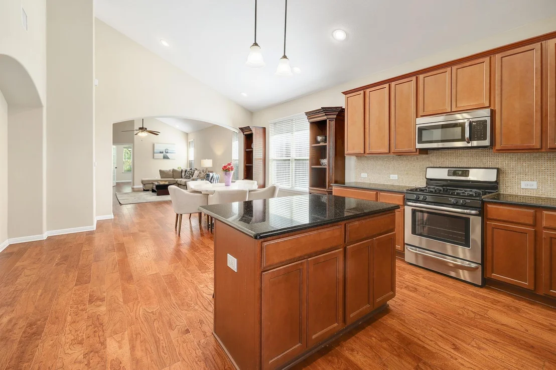 Photo of 16213 Cantania CV