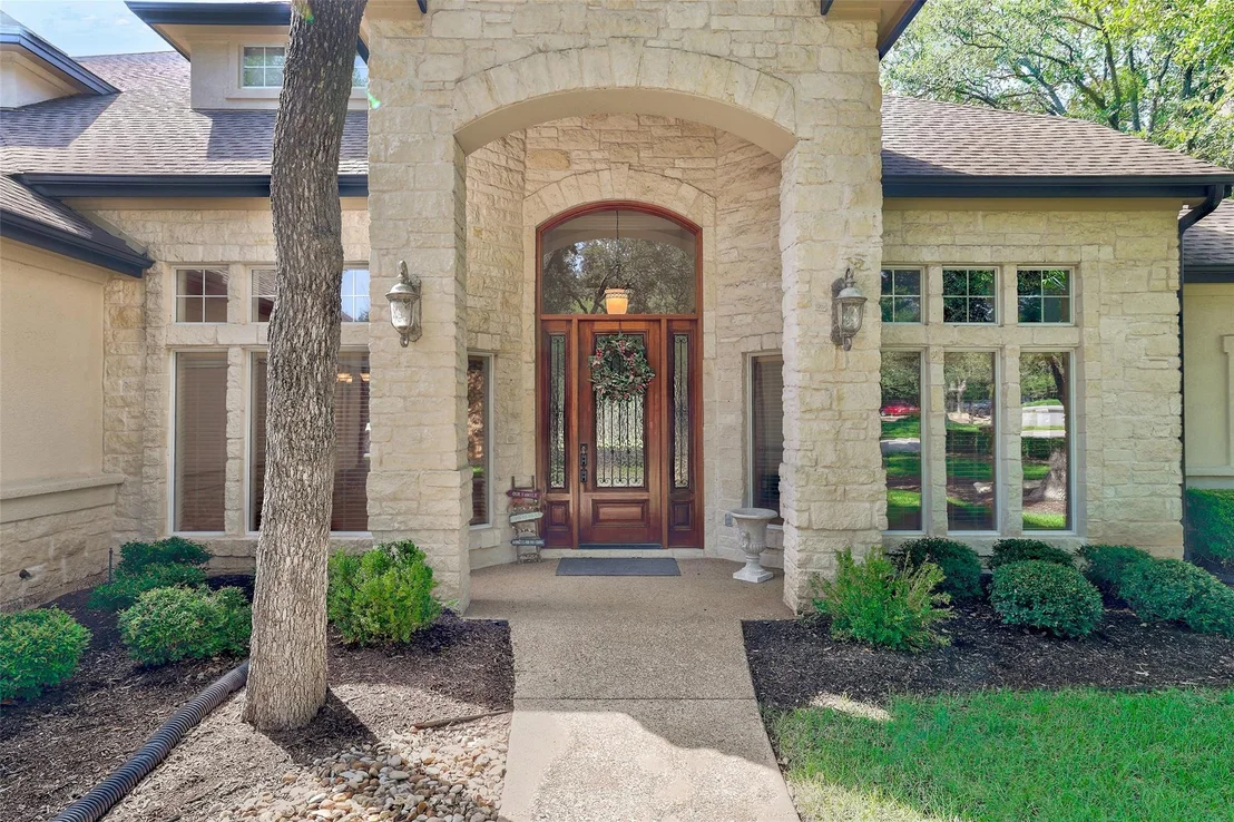 Photo of 25 Meadows End DR
