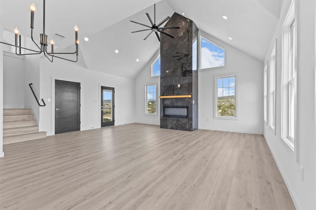 Photo of 11005 Beach RD