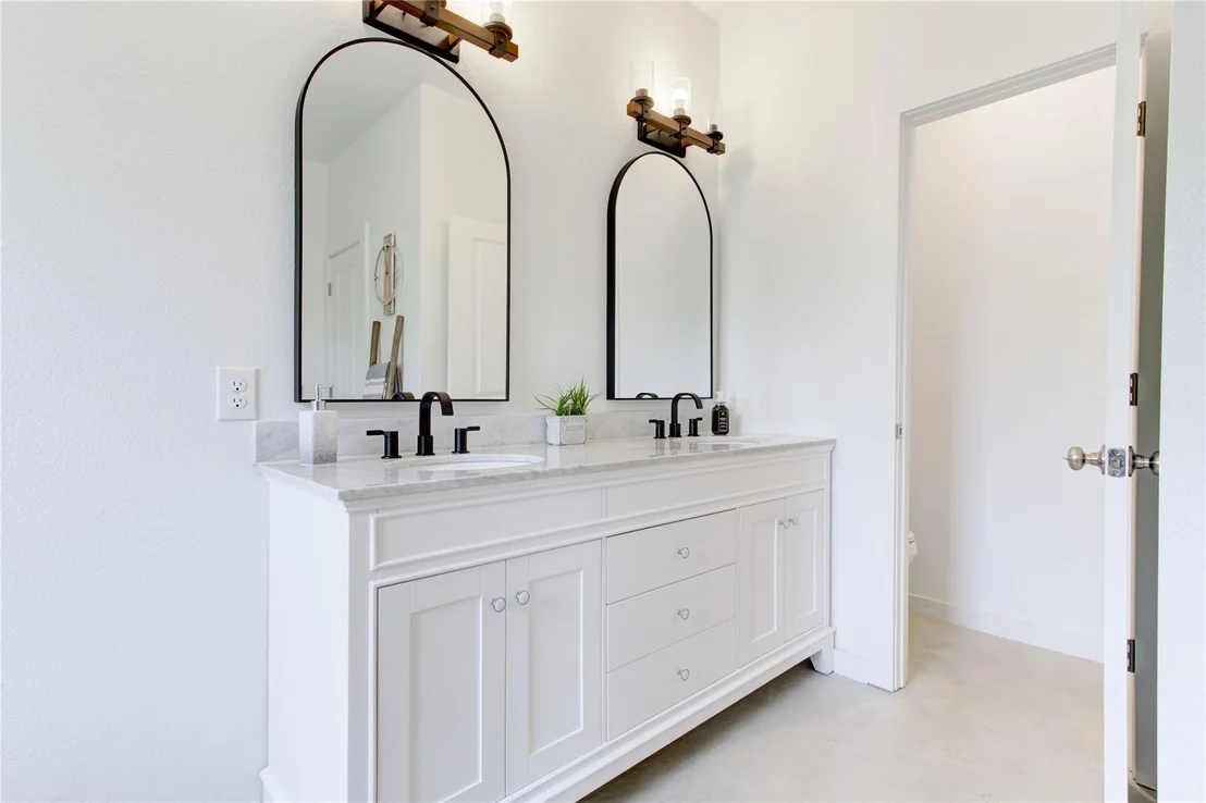 Photo of 1215 Ridge Harbor DR