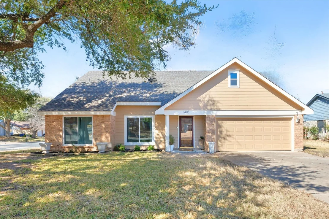 Photo of 1408 Doonesbury DR