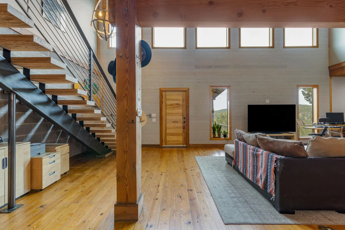 Photo of 10104 Vassar RD