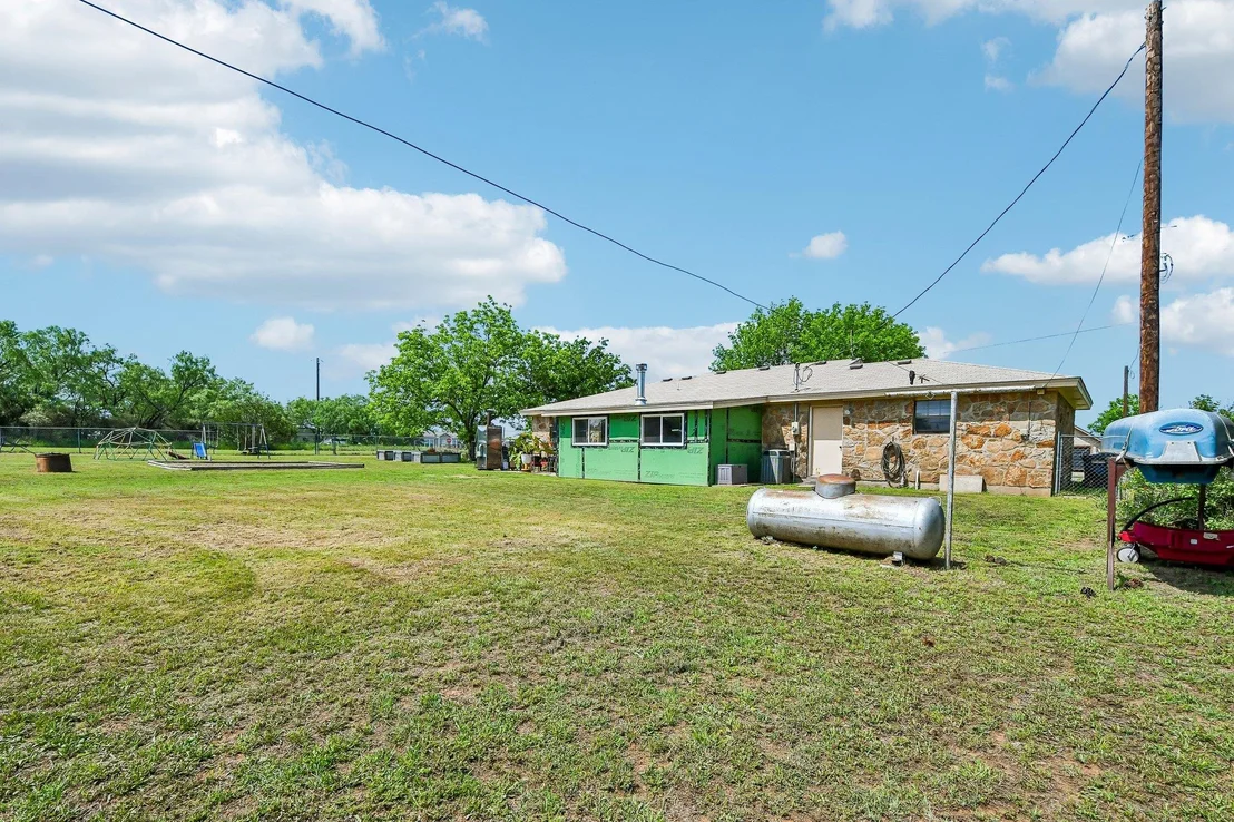Photo of 115 Mountain View DR