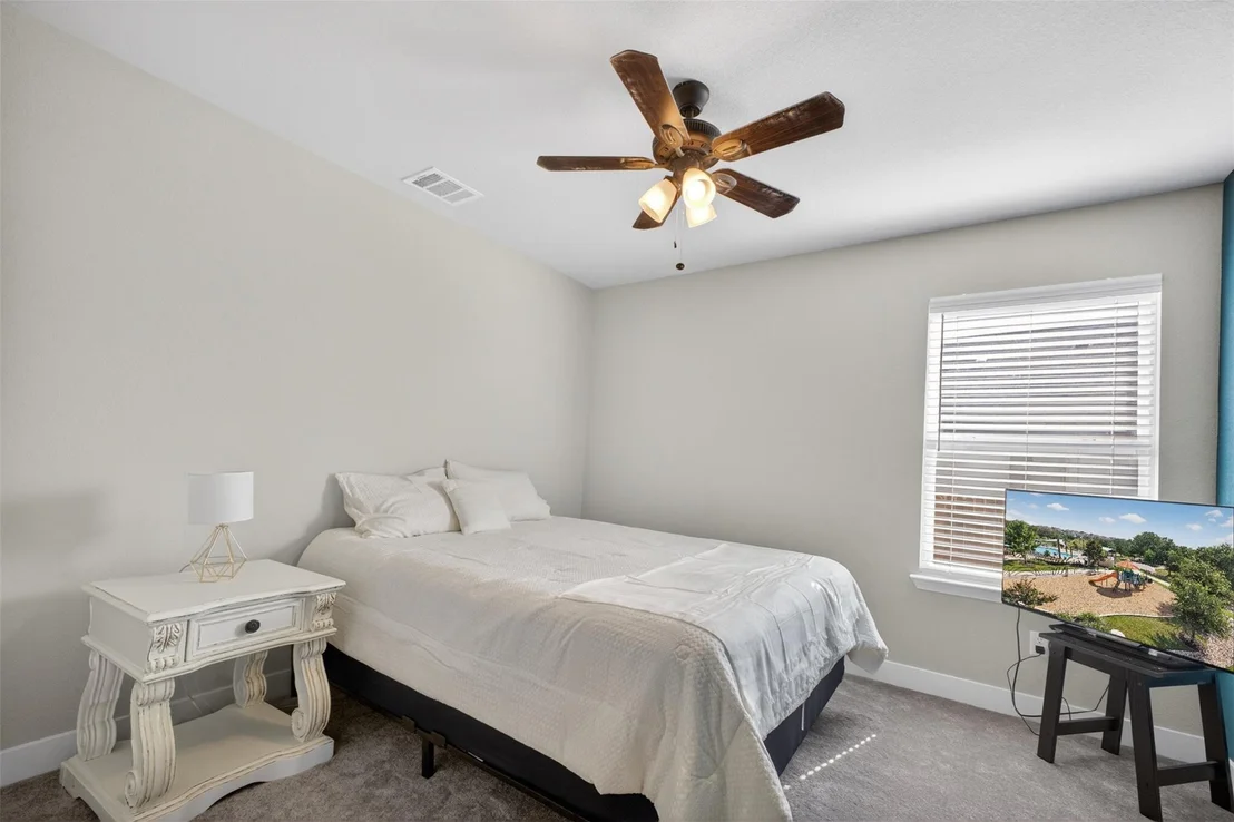 Photo of 1009 Bright Star CV