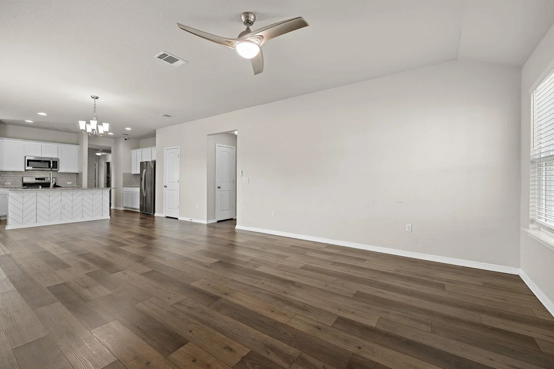 Photo of 149 Feather Grass Ave