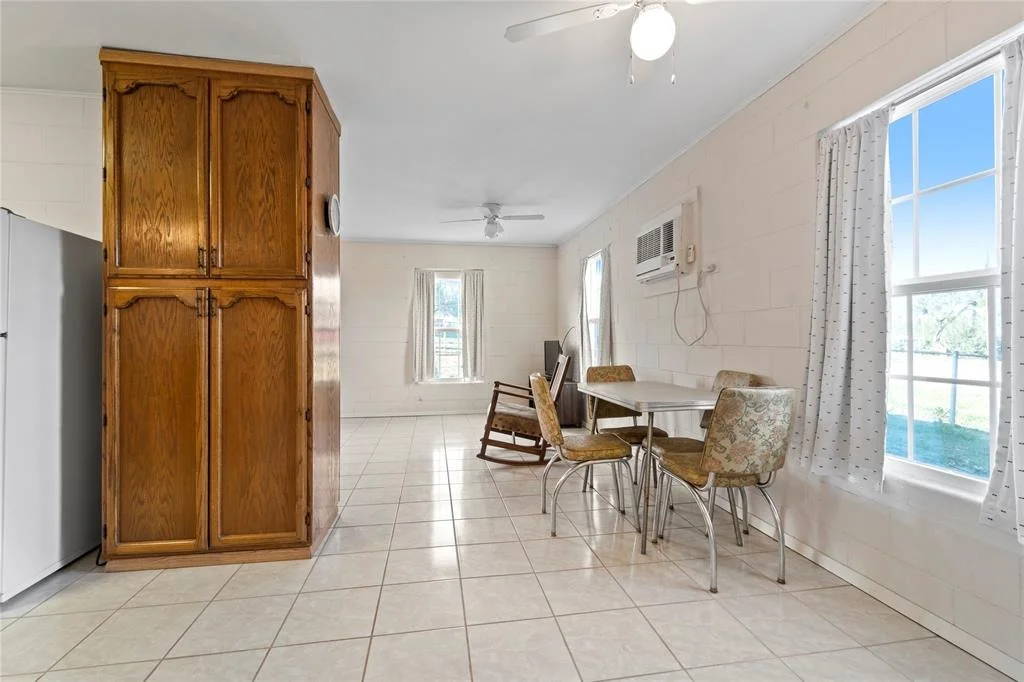 Photo of 106 Overview DR