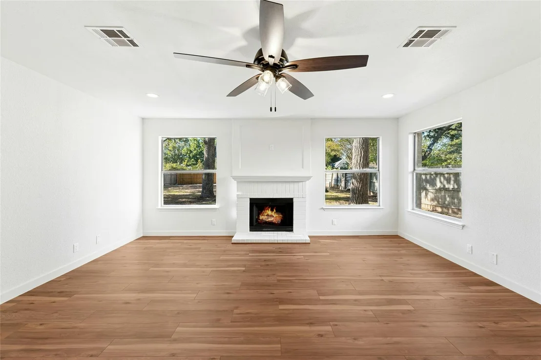 Photo of 2110 Heather DR