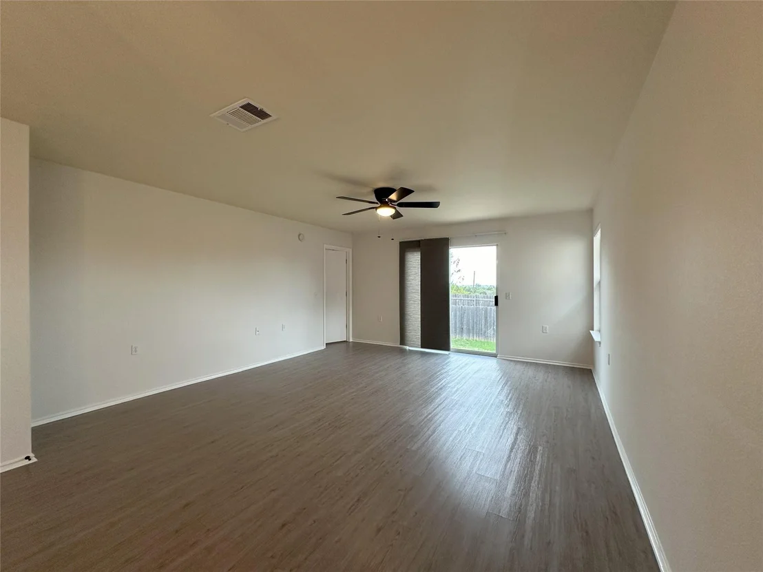 Photo of 5221 Krueger LN