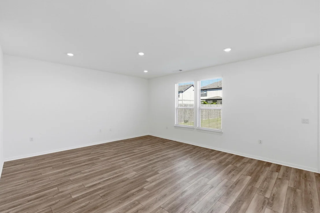 Photo of 5408 Mars LN