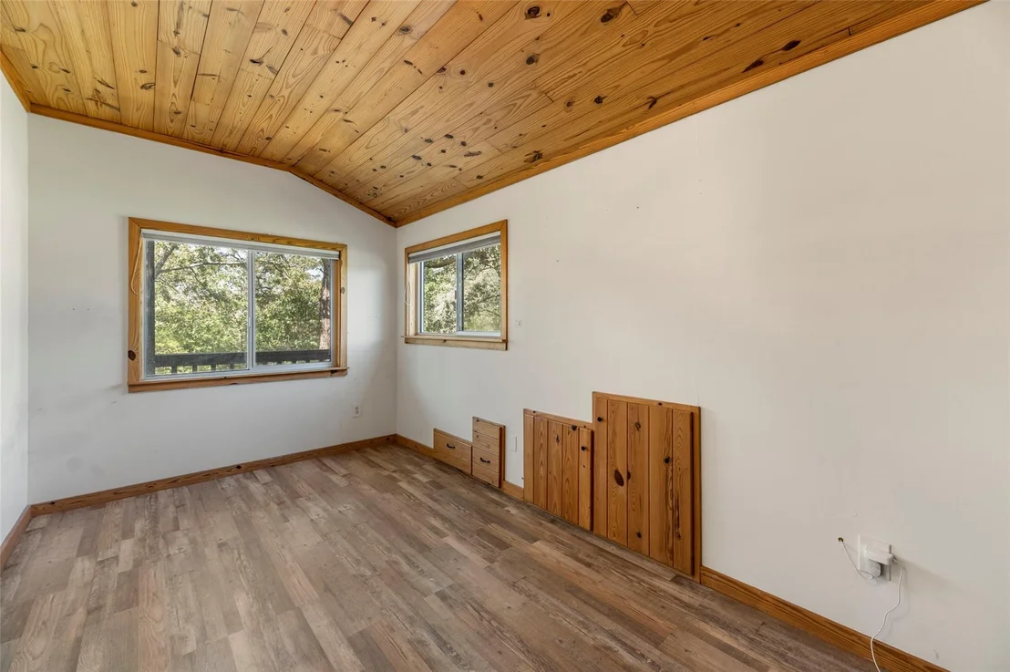 Photo of 180 Ironstone RD