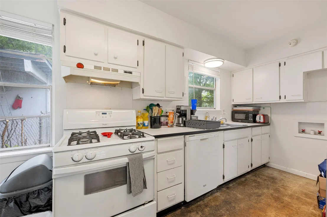 Photo of 408 Clover CT