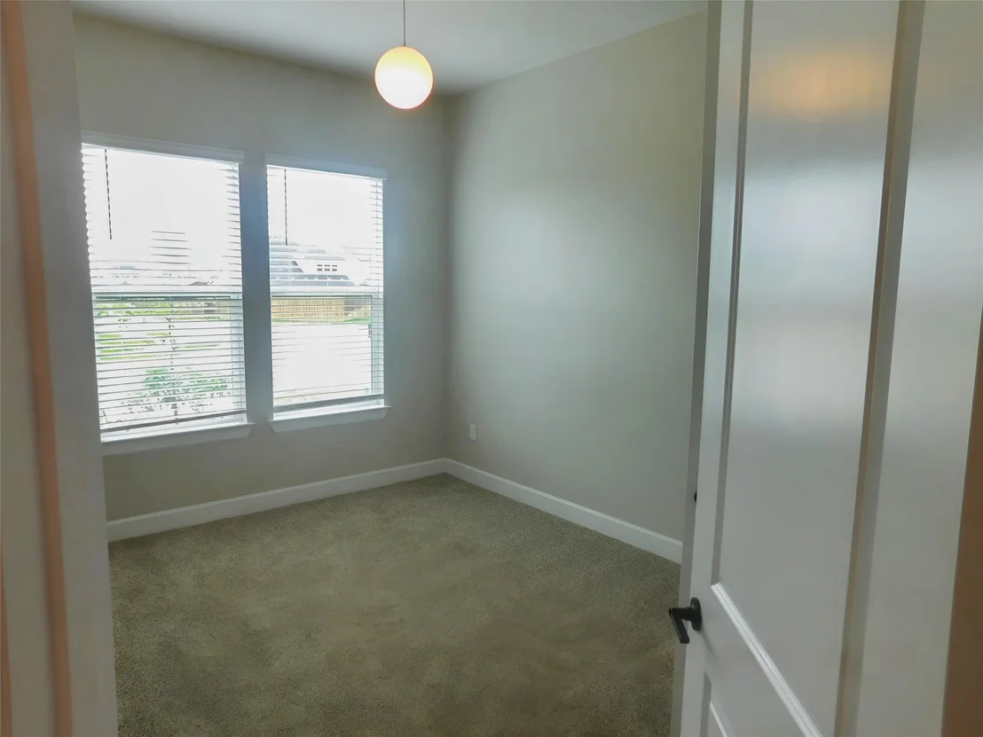 Photo of 11808 DILLON FALLS DR
