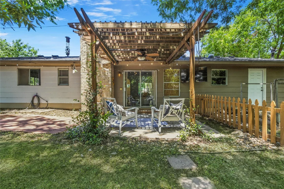 Photo of 5430 Salem Walk DR