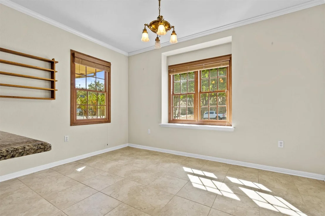 Photo of 401 Texas DR