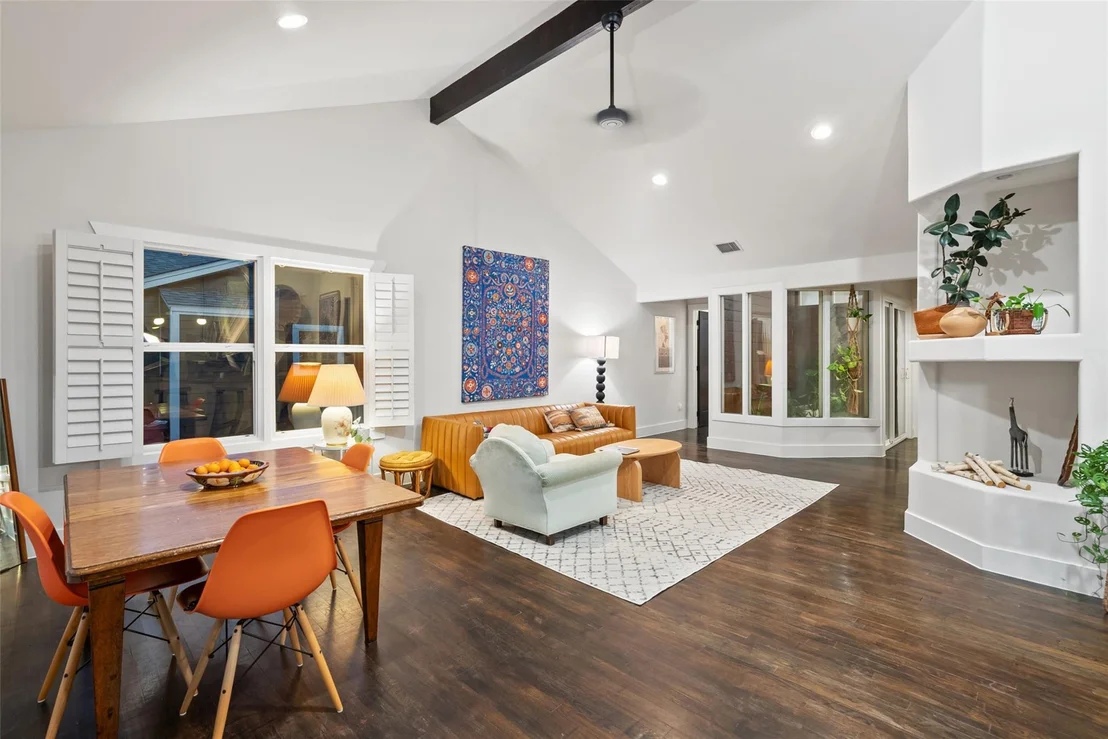 Photo of 1711 Payne Ave